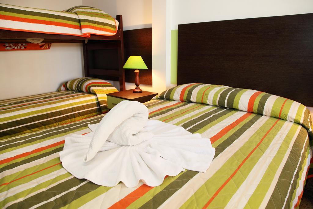 Hotel Puerto Ballesta Tonsupa Eksteriør bilde